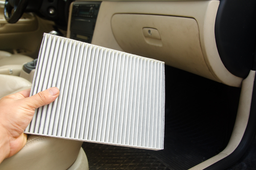 Electrostatic charged cabin air filter